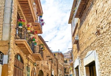 طراحی و ساخت ویلا در قلات شیراز
